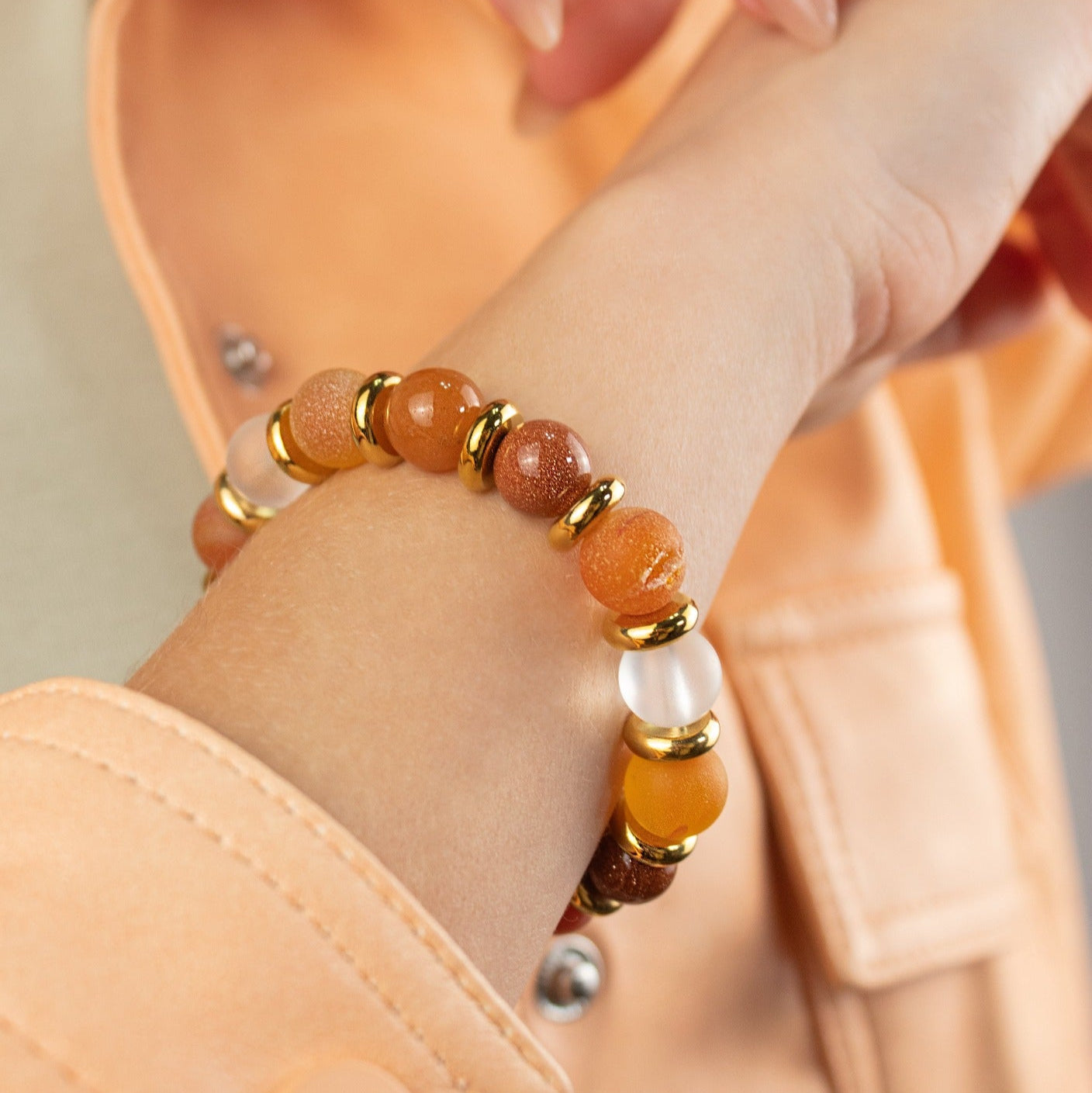 Elegant women's bracelet promoting creativity and emotional balance. Elegant women's bracelet promoting creativity and emotional balance.