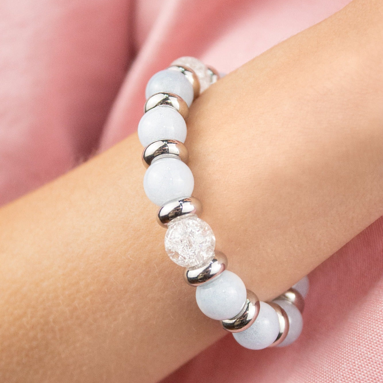Elegant energy bracelet with Aquamarine and Clear Quartz for inner peace and clarity. Elegant energy bracelet with Aquamarine and Clear Quartz for inner peace and clarity.