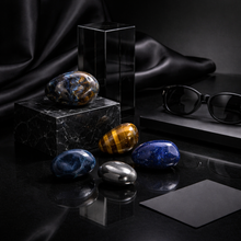 Influence & Leadership Jewelry: Why Visibility Now Means Authority, Trust, and Sales
